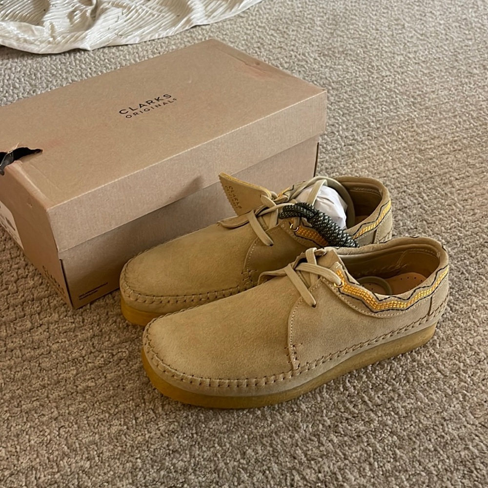 Clarks weaver maple suede